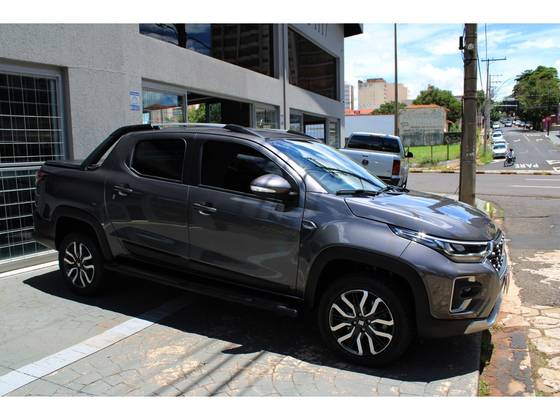 FIAT STRADA 1.0 TURBO 200 FLEX RANCH CD CVT FIAT STRADA 1.0 TURBO 200 FLEX RANCH CD CVT